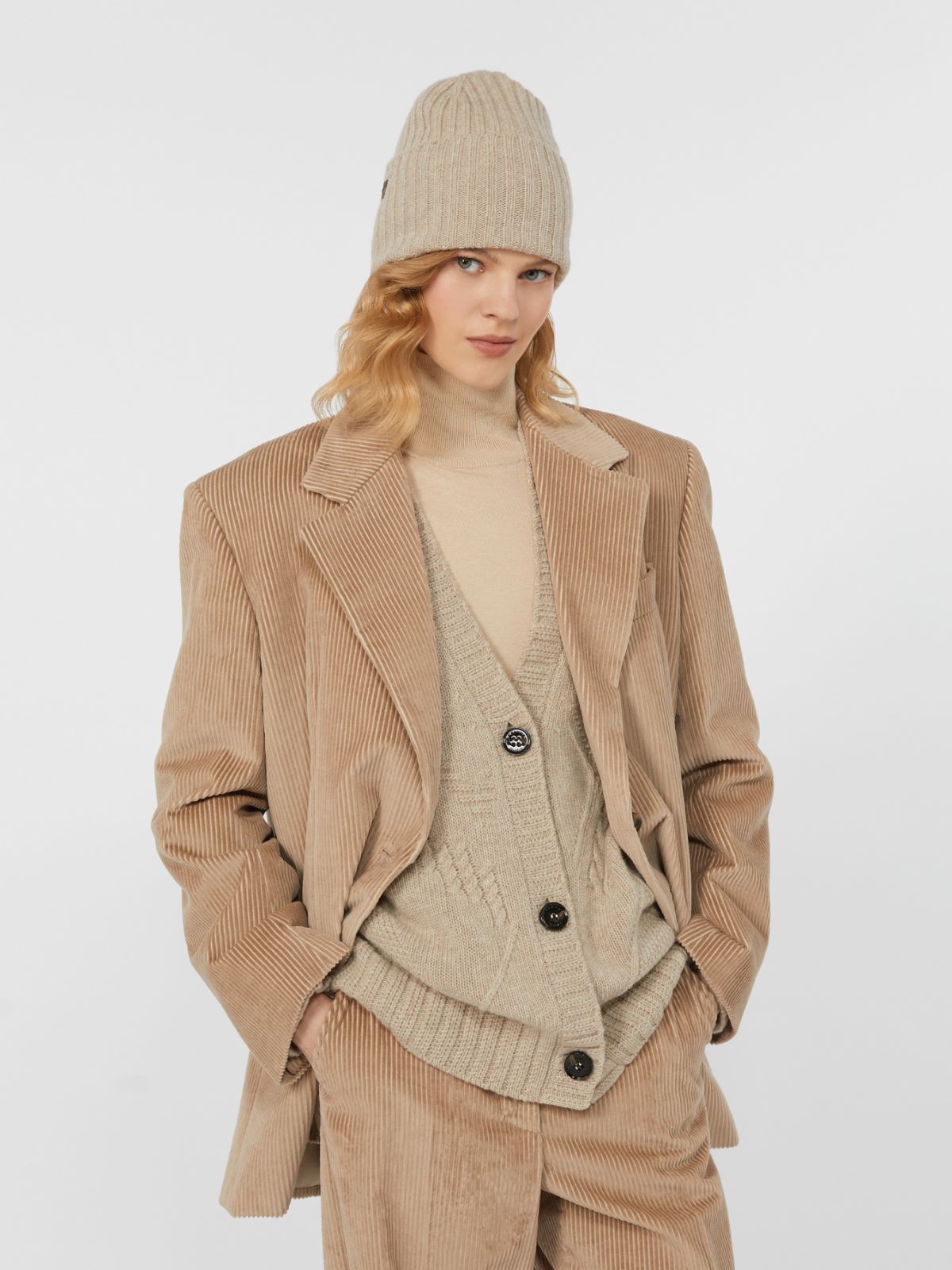 Single-breasted velvet blazer - SAND - Weekend - 4
