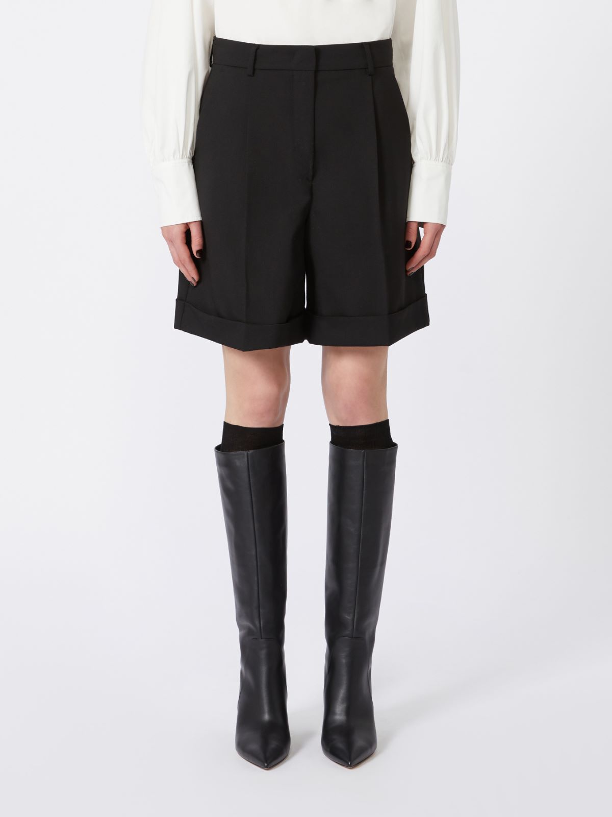 Wool canvas Bermuda shorts - BLACK - Weekend - 2