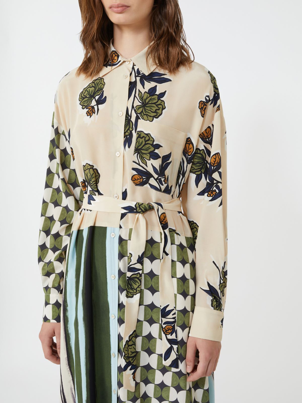 Silk crêpe de Chine dress - BEIGE - Weekend - 4