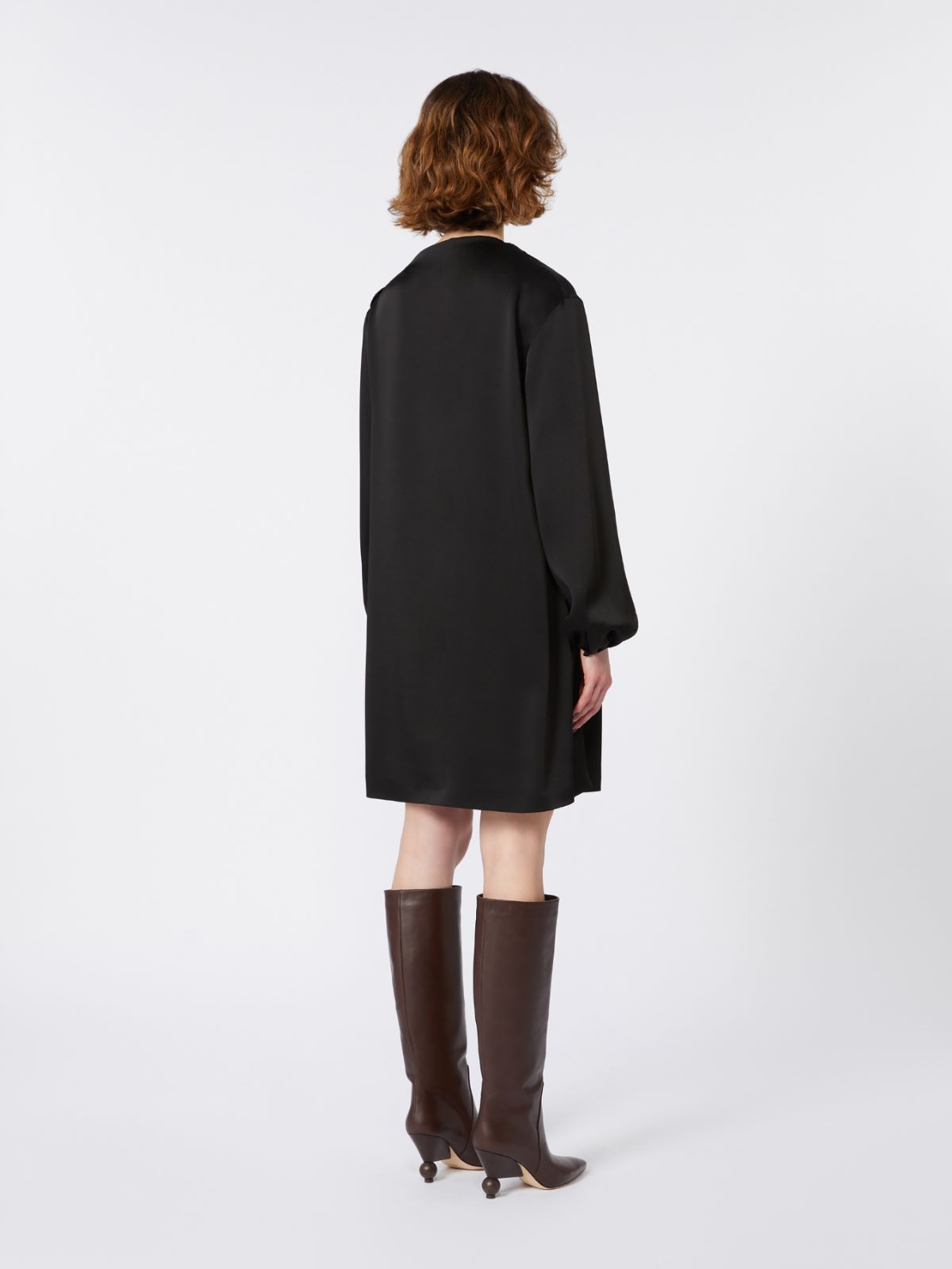 Minidress in shiny envers satin - BLACK - Weekend - 3