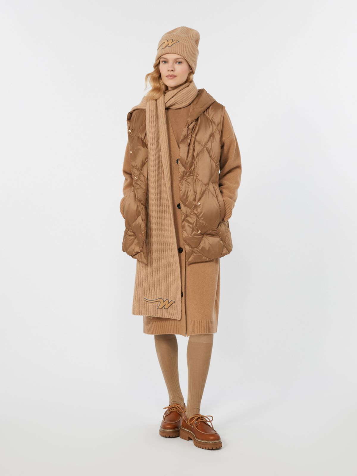Gilet in water-repellent tech fabric - CAMEL - Weekend