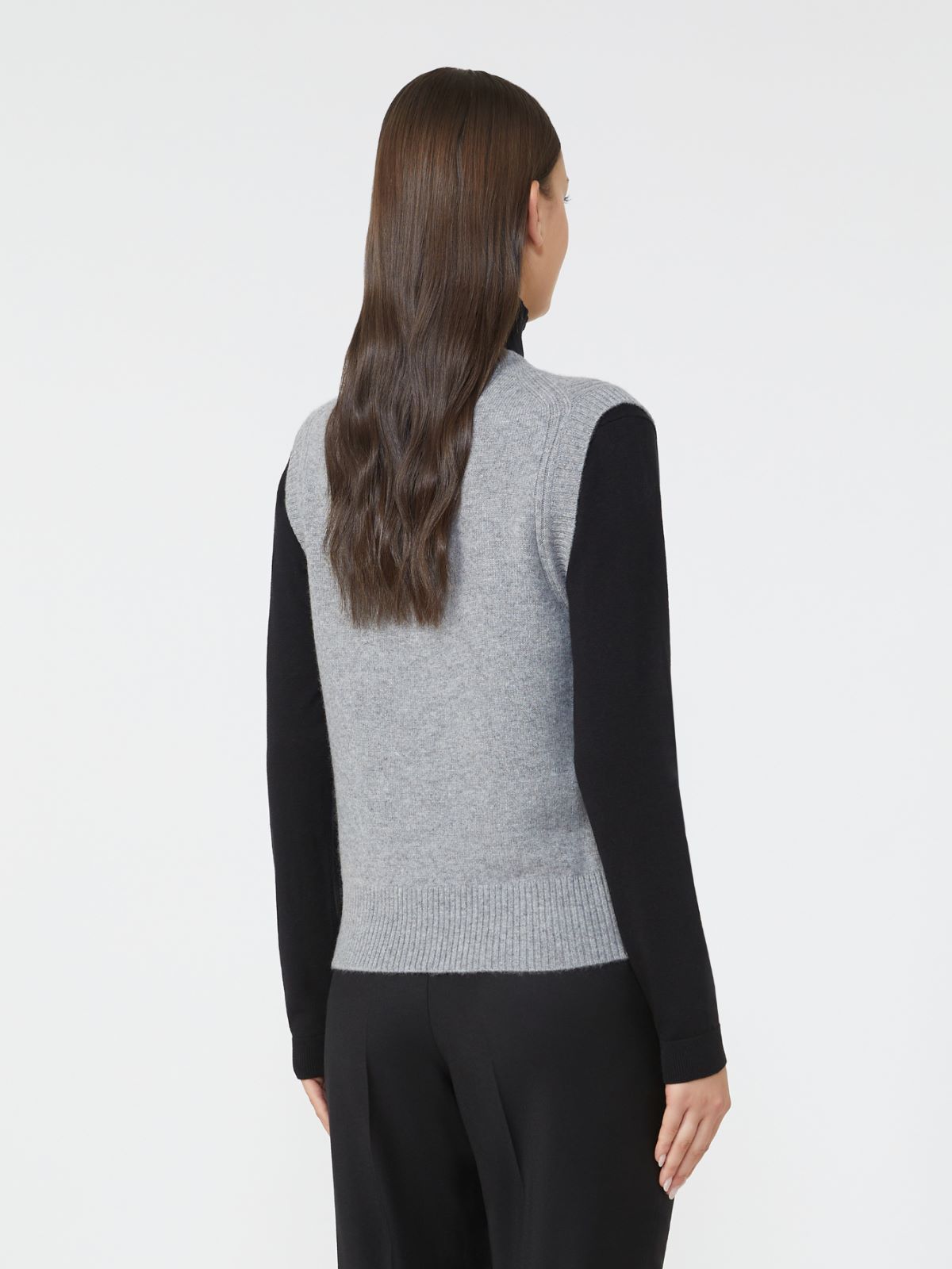 Cashmere knit gilet - MEDIUM GREY - Weekend - 3