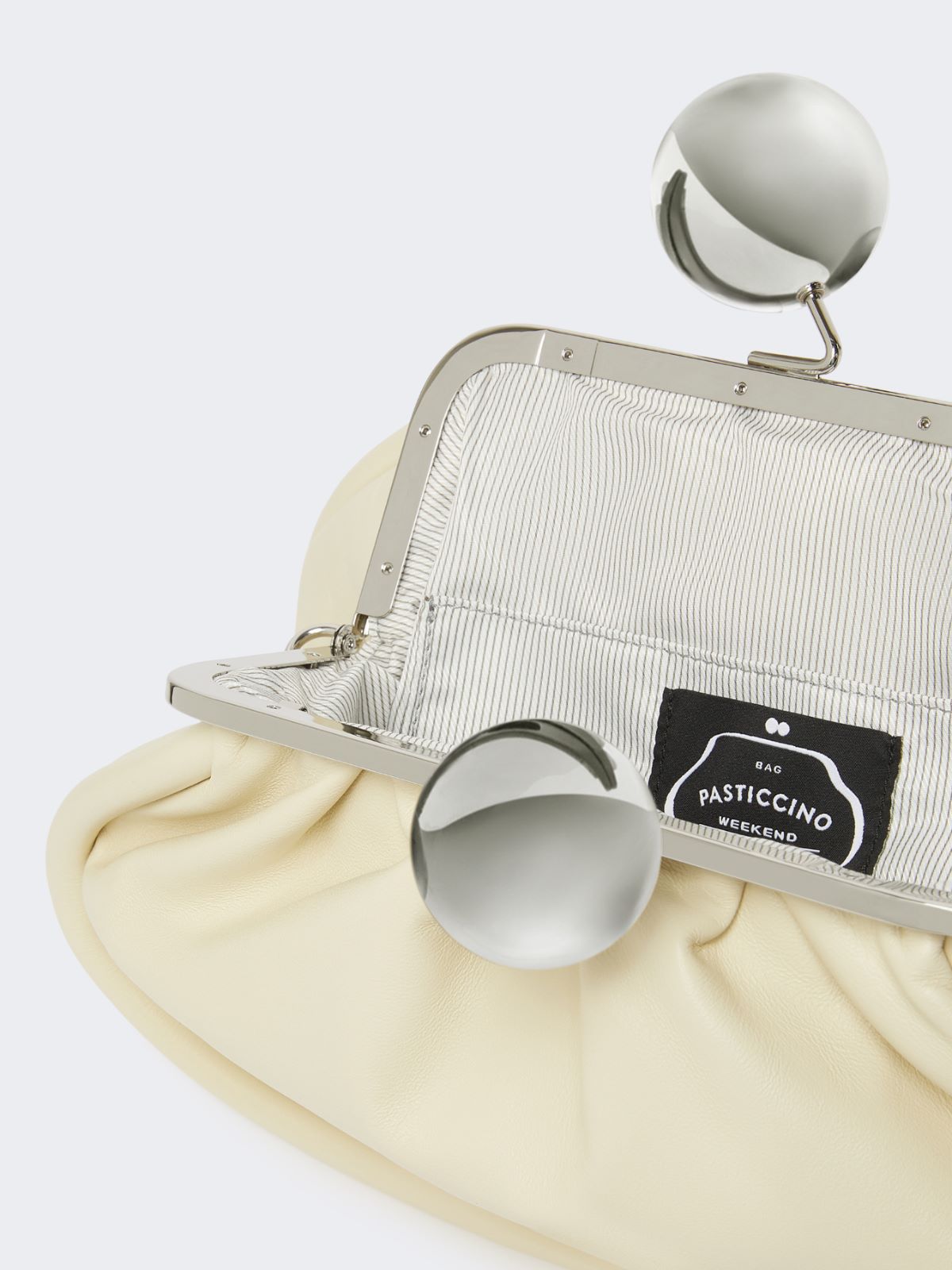 Medium Pasticcino Bag in glossy nappa leather - IVORY - Weekend - 6