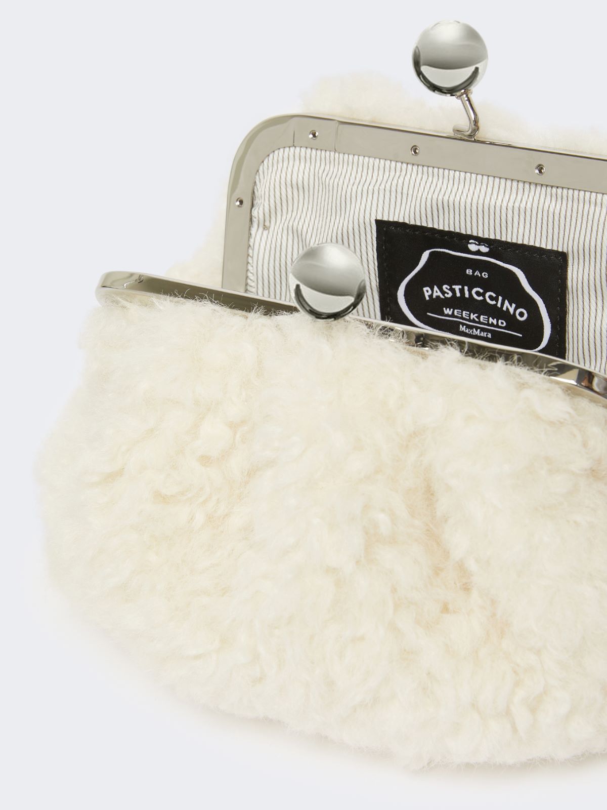 Small Pasticcino Bag with a soft texture - IVORY - Weekend - 6