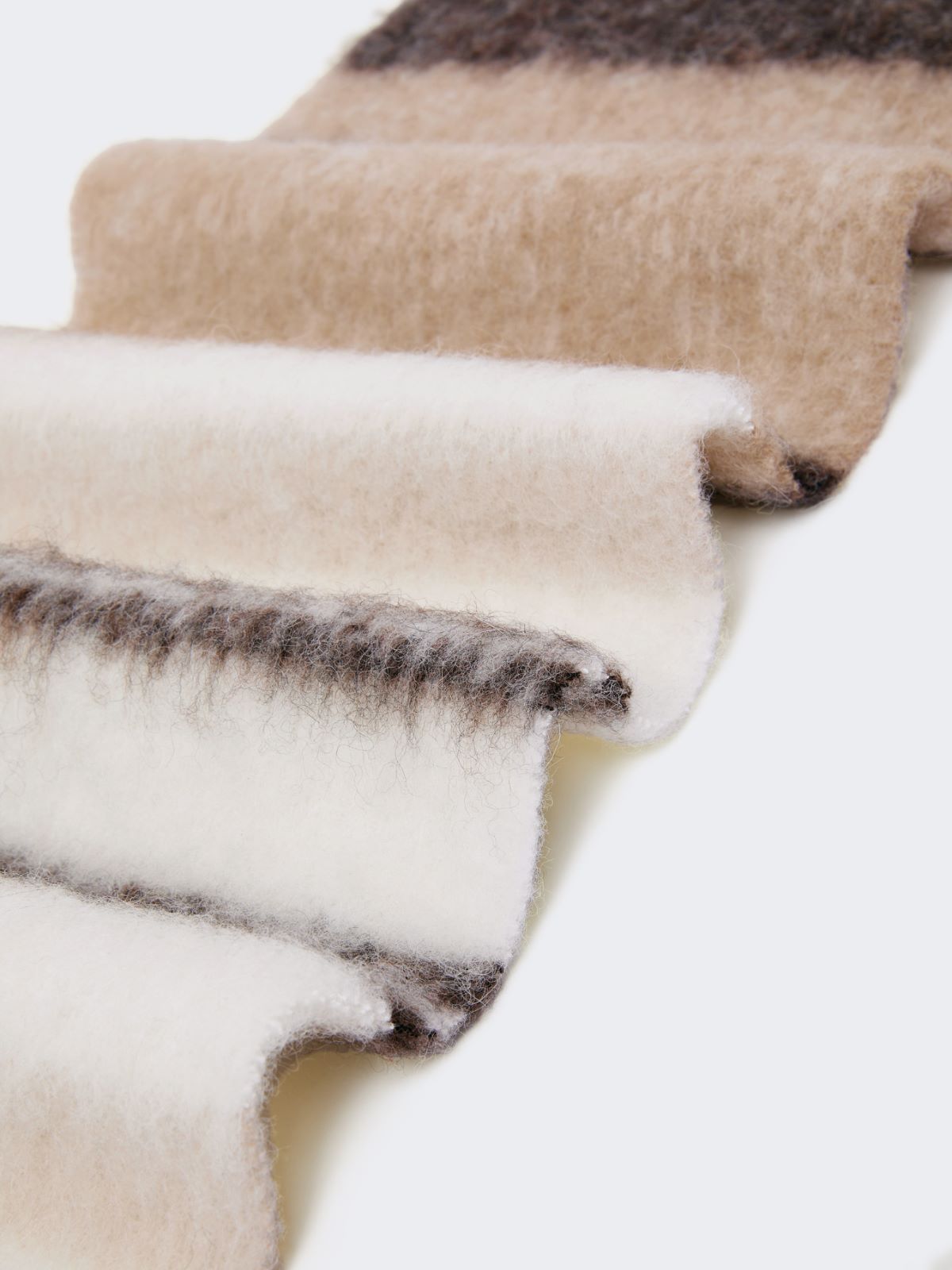 Alpaca-blend scarf - WHITE - Weekend - 3