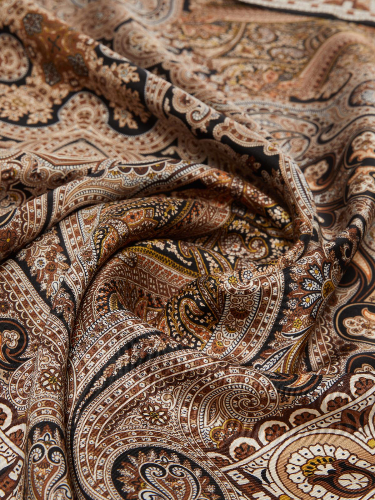 Printed silk twill scarf - BLACK - Weekend - 3