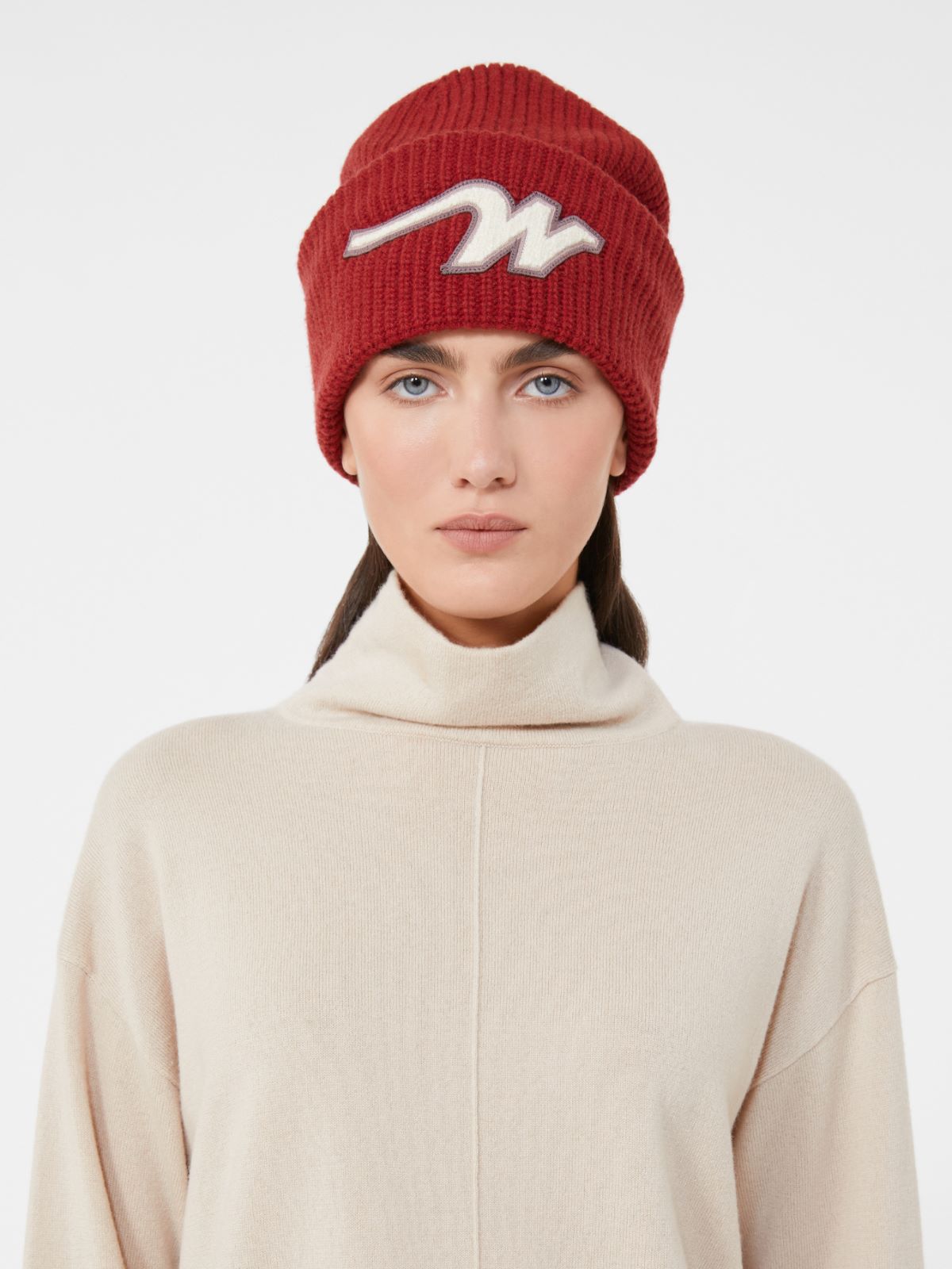 Wool beanie - BERRY RED - Weekend - 5