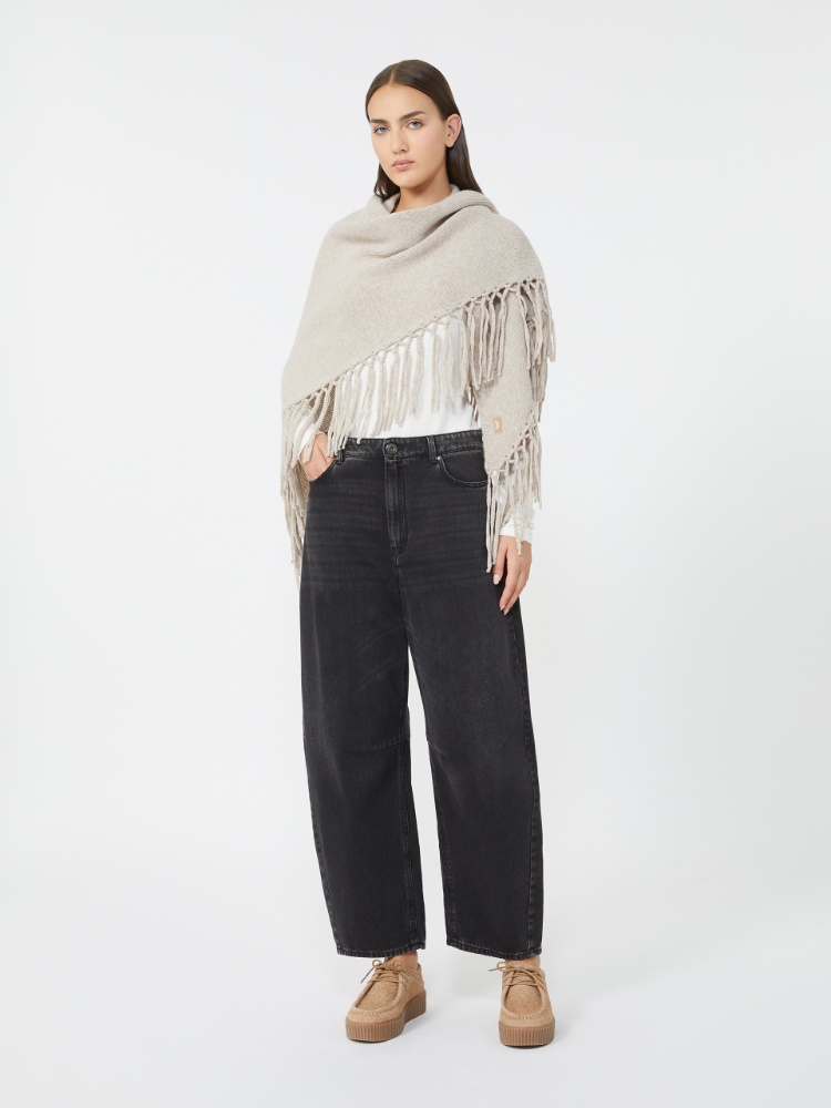 Wool shawl with fringes - Weekend - 2