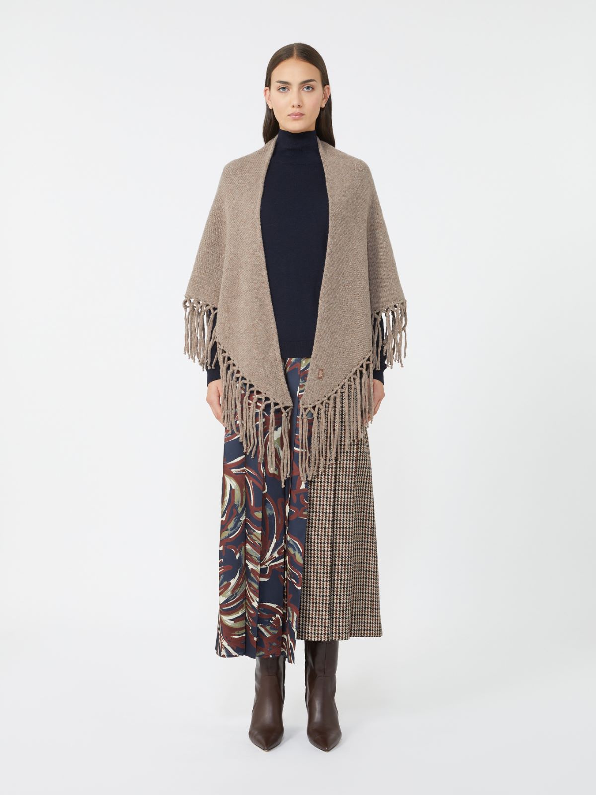 Wool shawl with fringes - BROWN - Weekend - 2