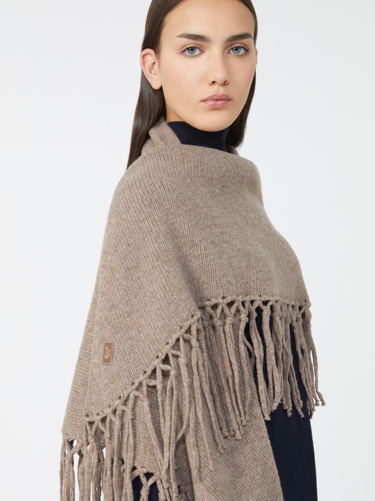 Wool shawl with fringes - BROWN - Weekend - 4