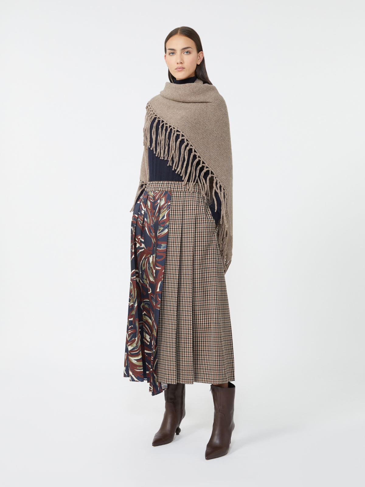 Wool shawl with fringes - BROWN - Weekend