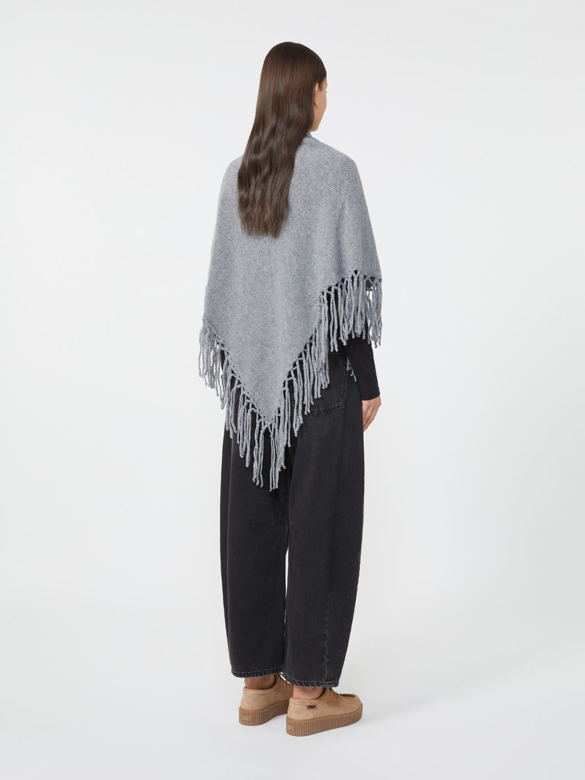 Wool shawl with fringes - MEDIUM GREY - Weekend - 3