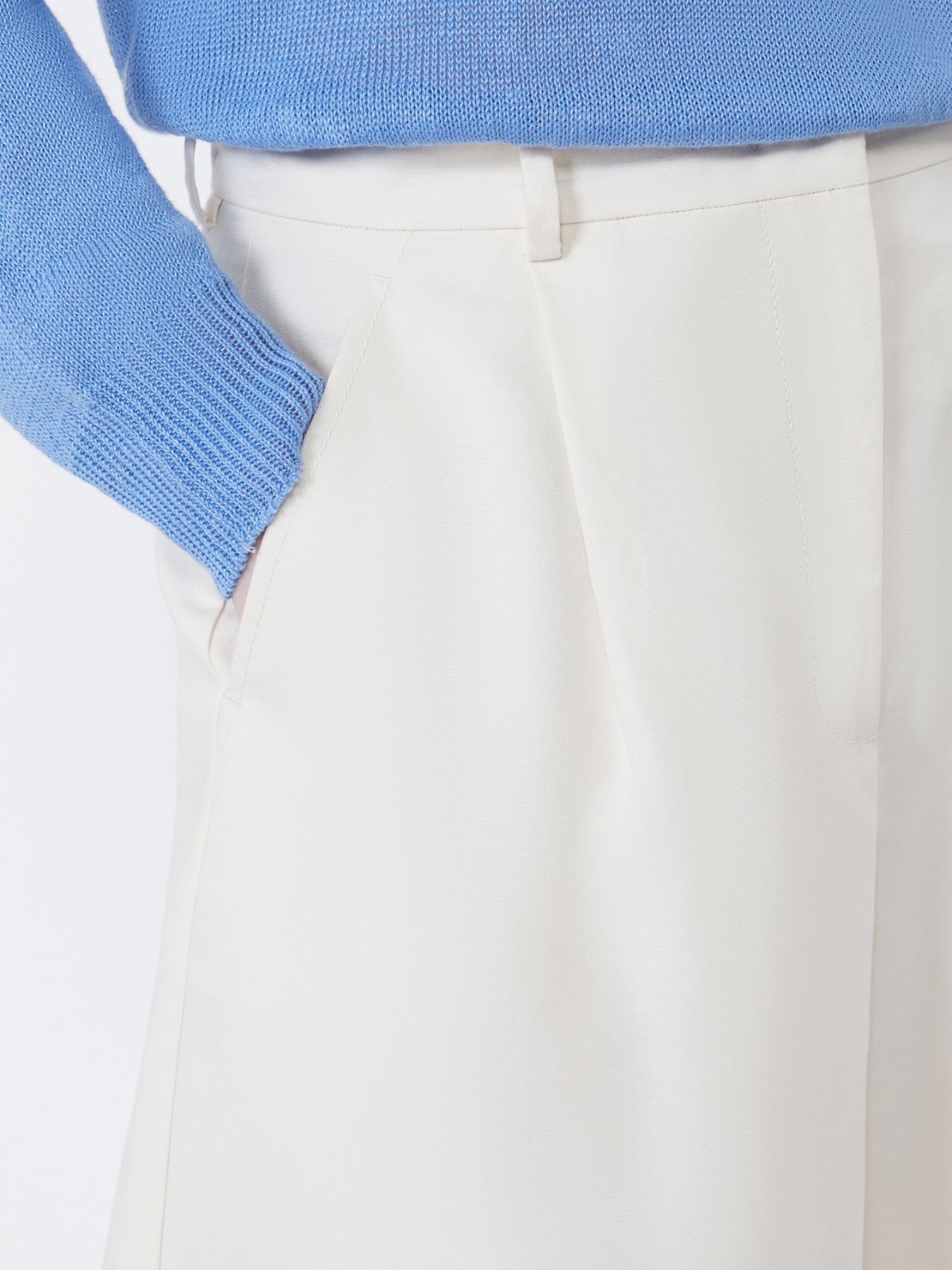 Cotton and linen canvas Bermuda shorts - ECRU - Weekend - 4