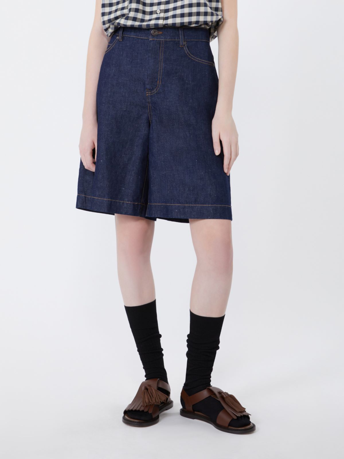 Cotton and linen denim Bermuda shorts - NAVY - Weekend - 2