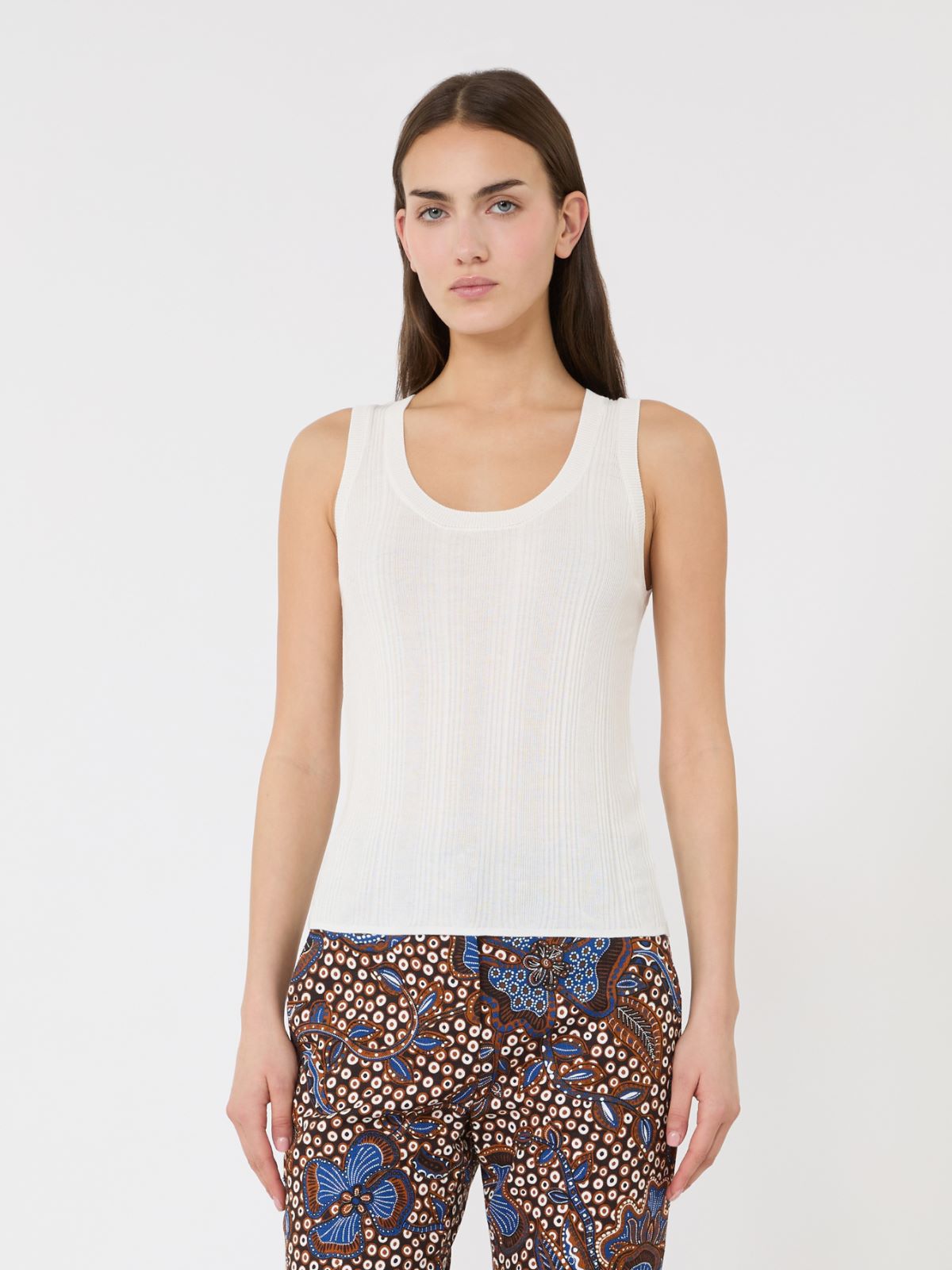 Viscose yarn sleeveless jumper - WHITE - Weekend - 2