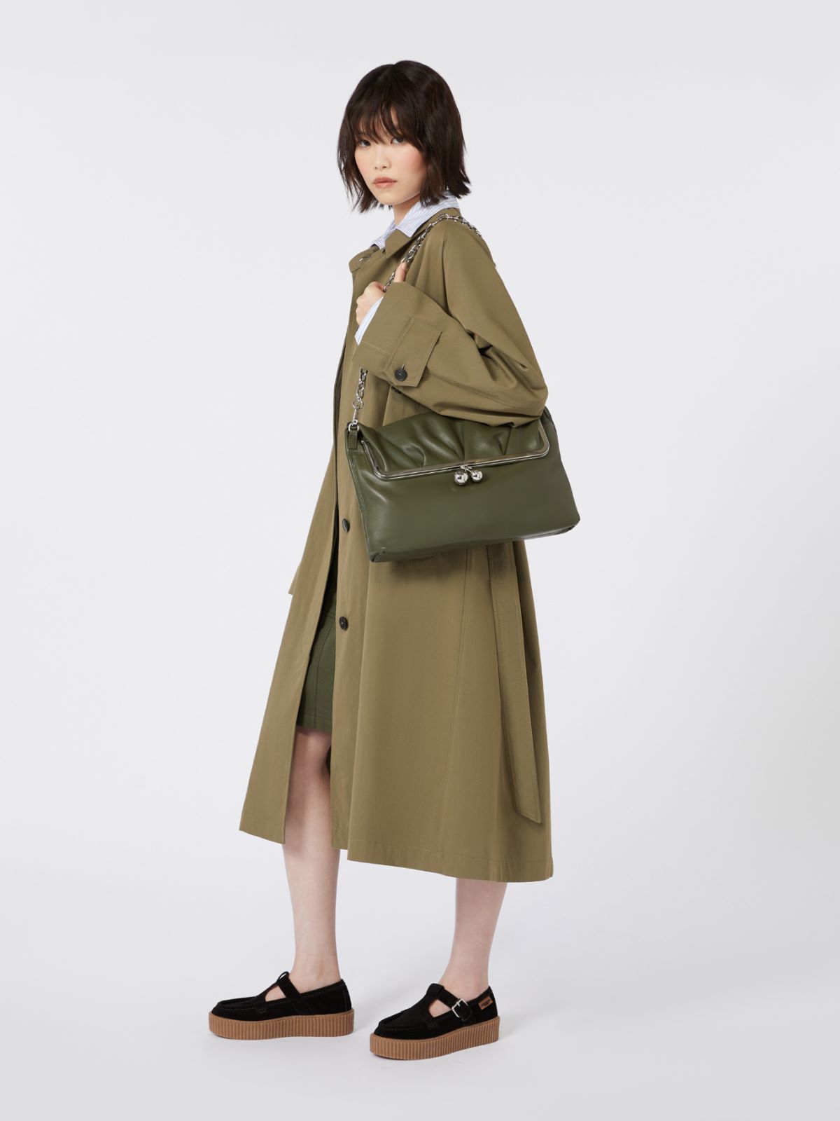 Shiny Nappa leather envelope Pasticcino Bag - DARK GREEN - Weekend - 8