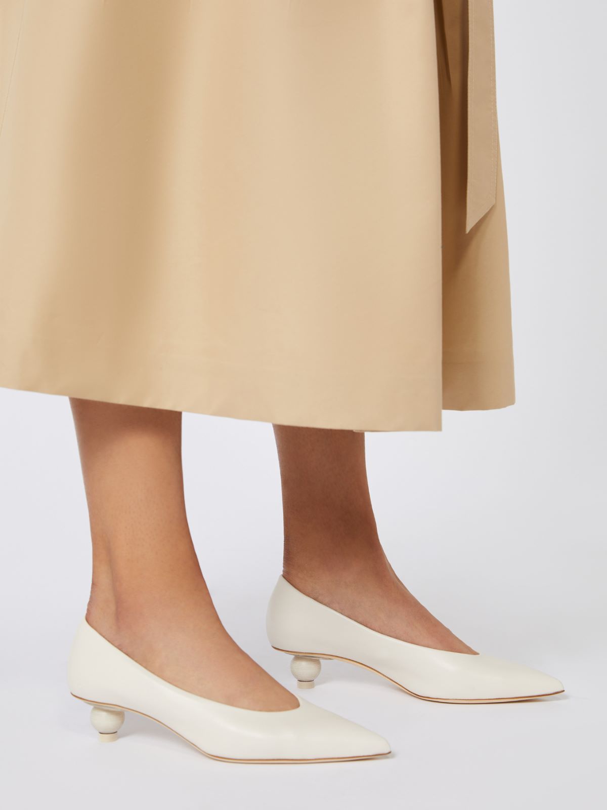 Pump in nappa lucida - BIANCO AVORIO - Weekend - 6