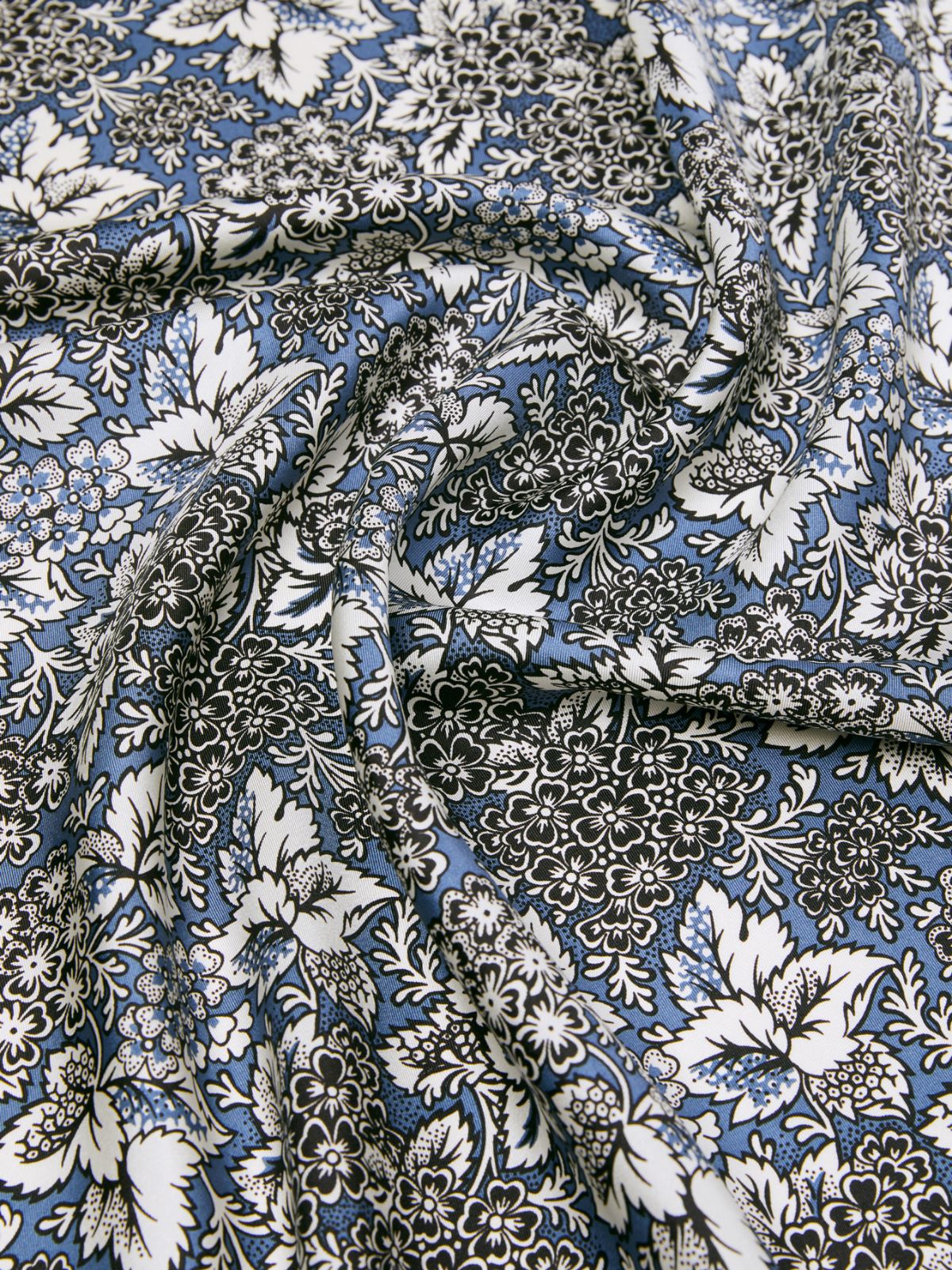 Printed silk foulard - CHINA BLUE - Weekend - 3