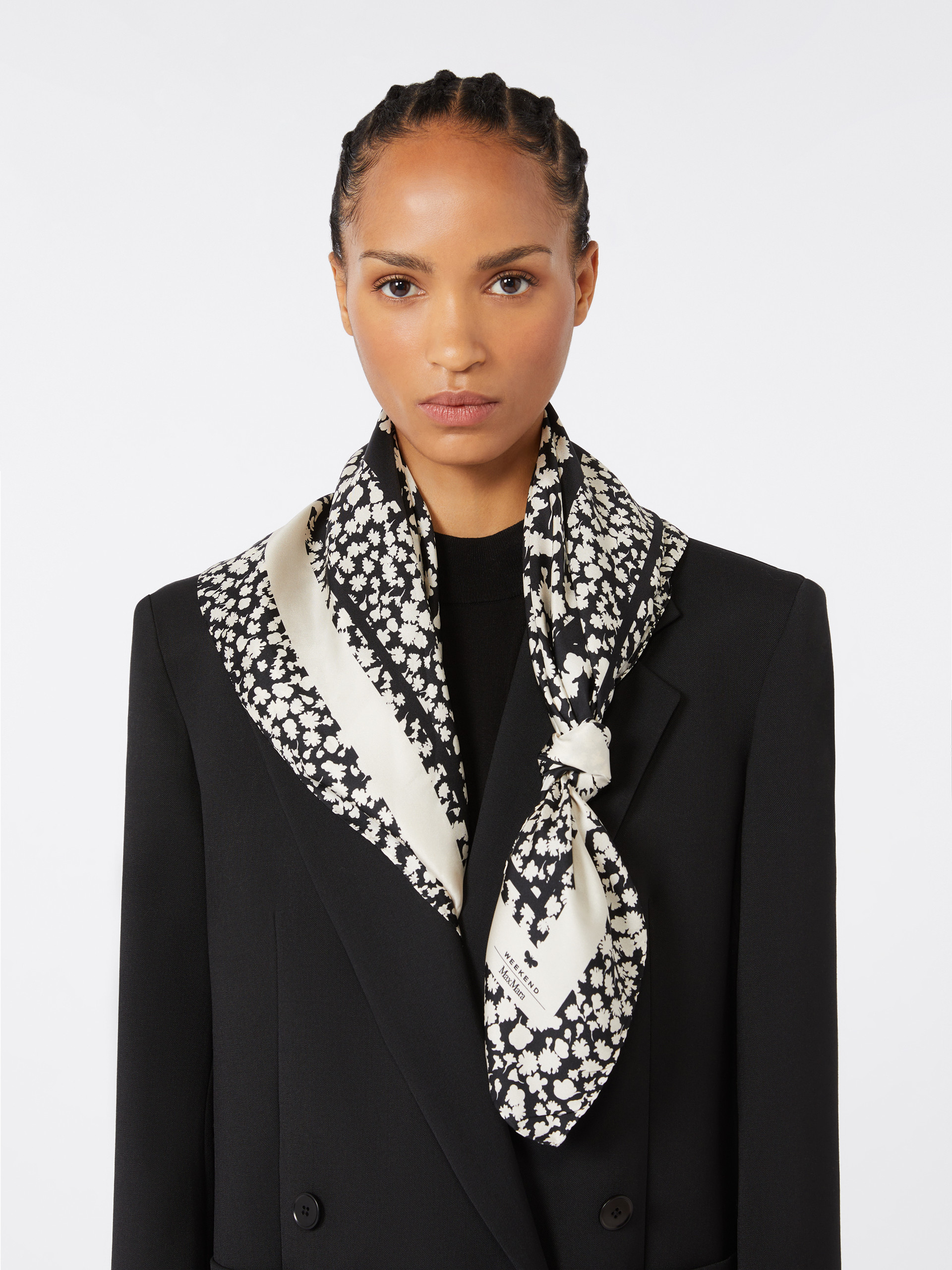 Patterned silk twill foulard - BLACK - Weekend Max Mara - 4
