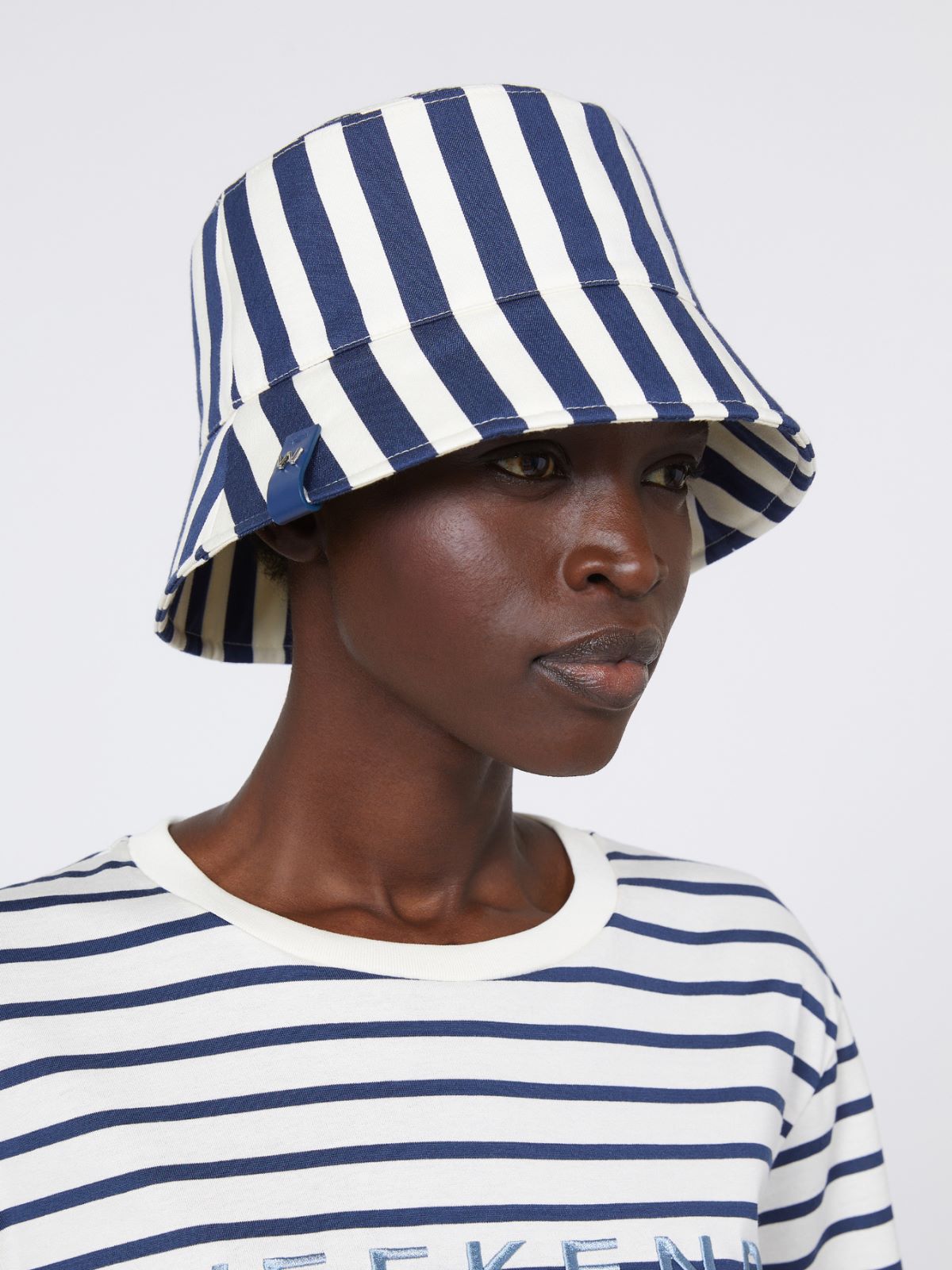 Striped cotton cloche hat - ULTRAMARINE - Weekend - 4