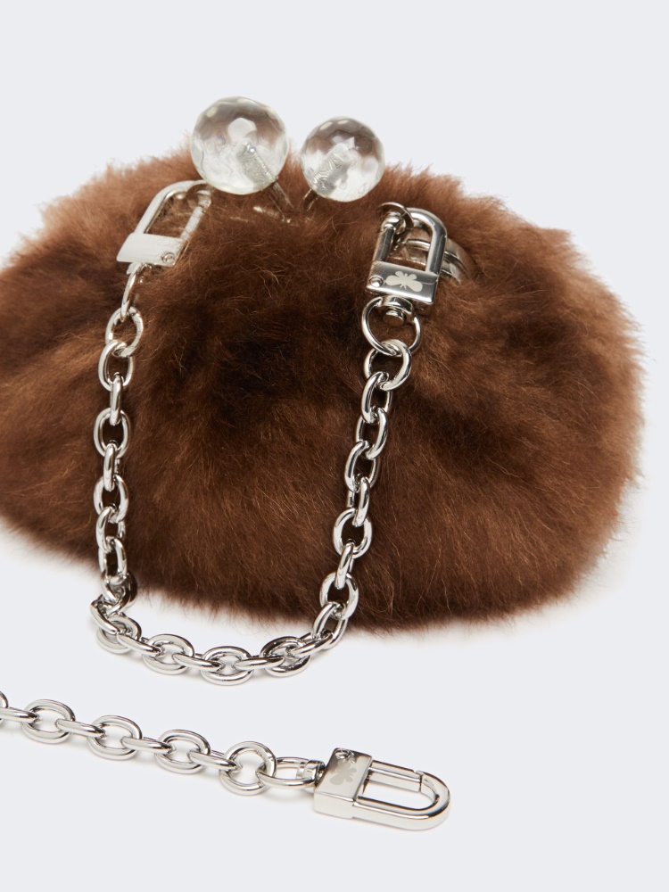 MANIMARIS ファーフード　　マニマリス Mini Pasticcino Bag in fluffy sheepskin, caramel | Weekend Max Mara