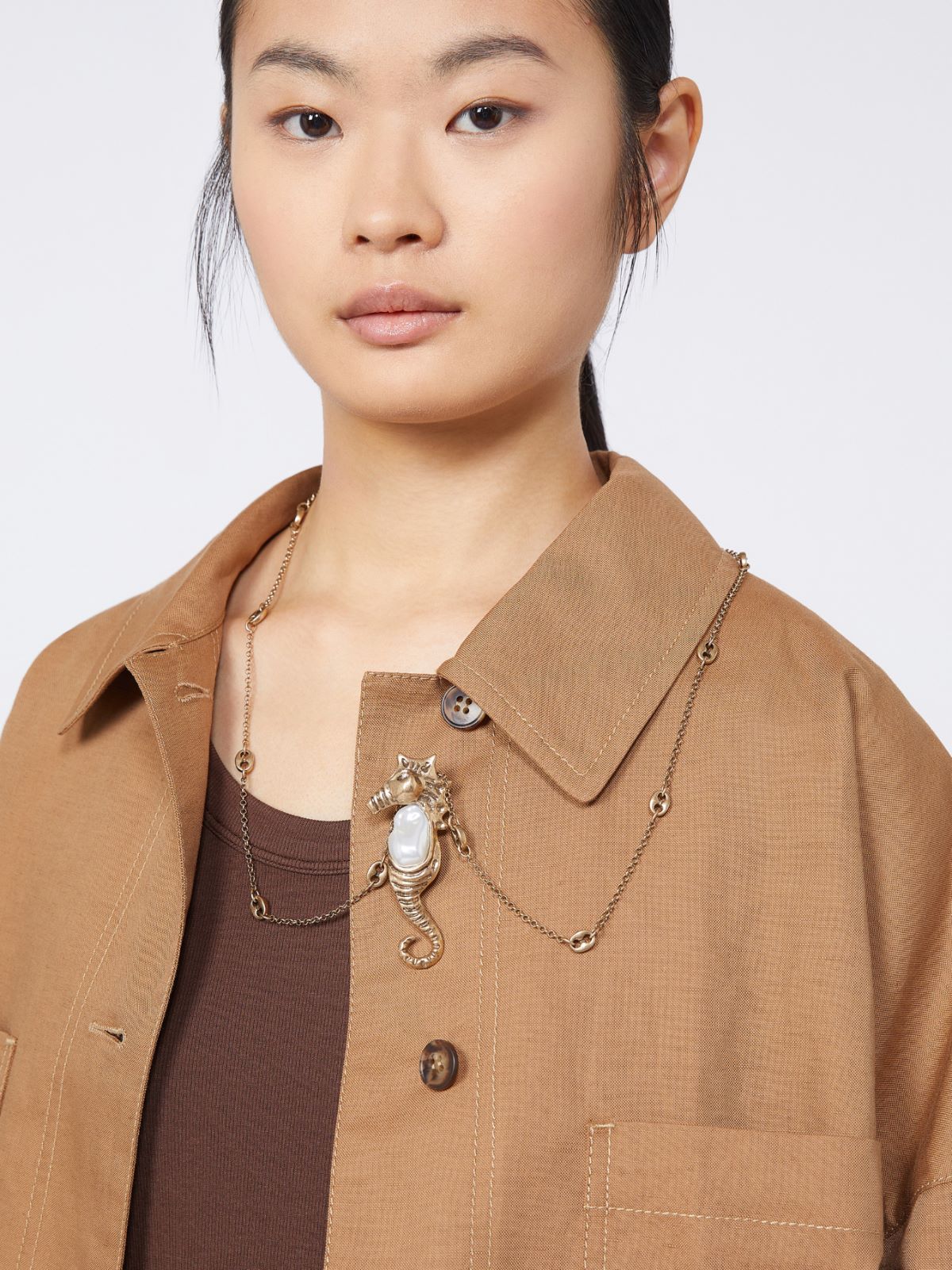 Metallic necklace with pin pendant - GOLD - Weekend - 3