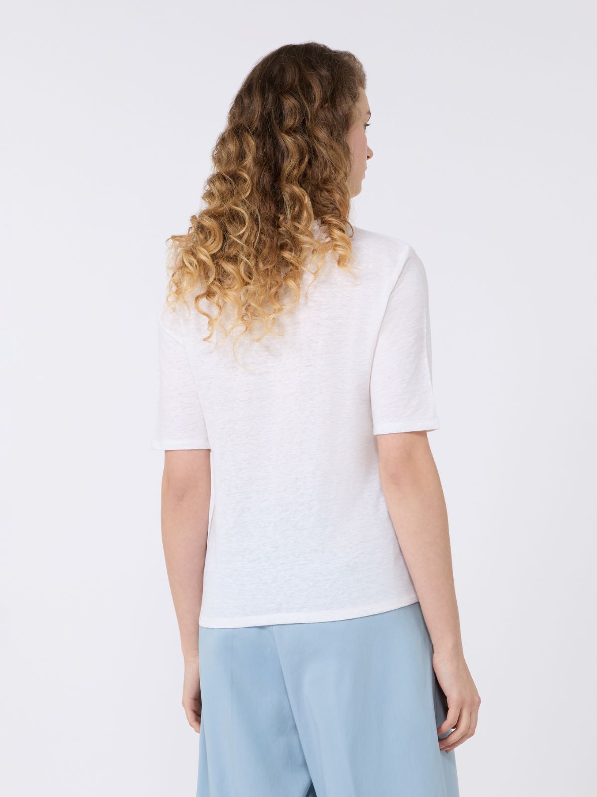 T-shirt a V in jersey di lino stretch - BIANCO - Weekend - 3