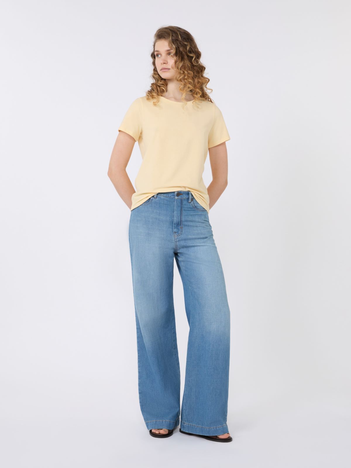 Stretch jersey basic T-shirt - LIGHT YELLOW - Weekend