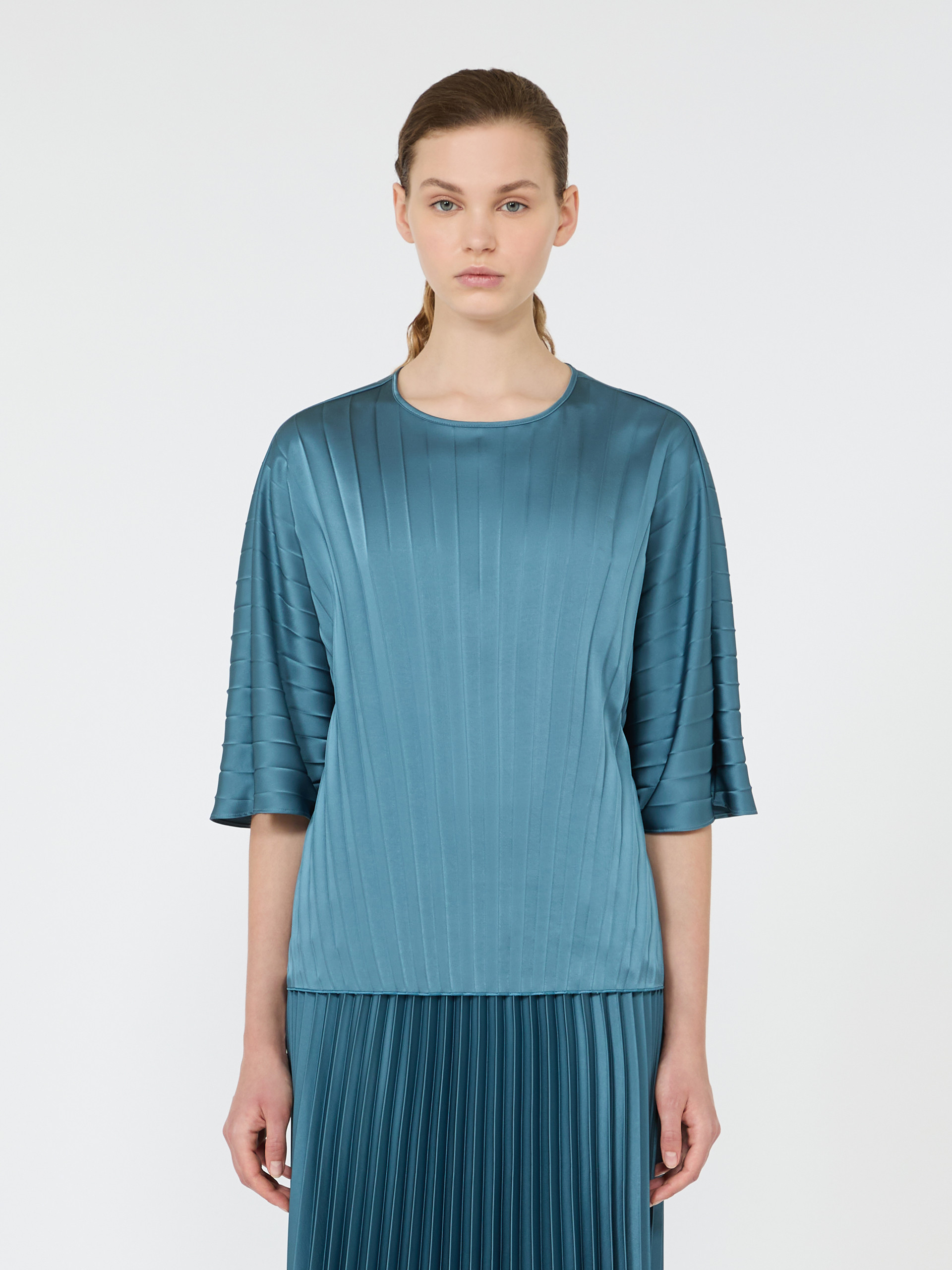 Loose blouse in pleated satin - Weekend Max Mara - 2