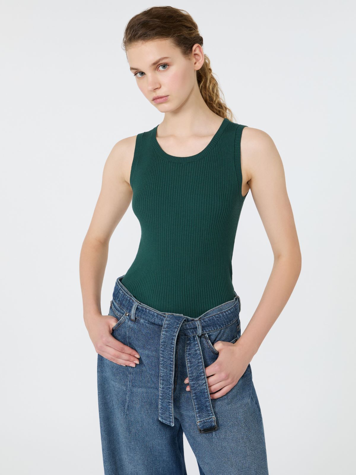 Sleeveless stretch viscose sweater - Weekend Max Mara - 4