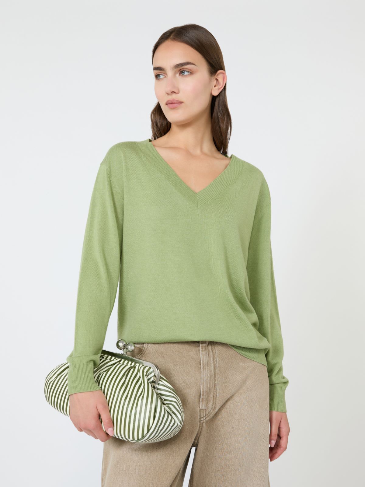 Wool, silk and cashmere V-neck sweater - Weekend Max Mara - 4