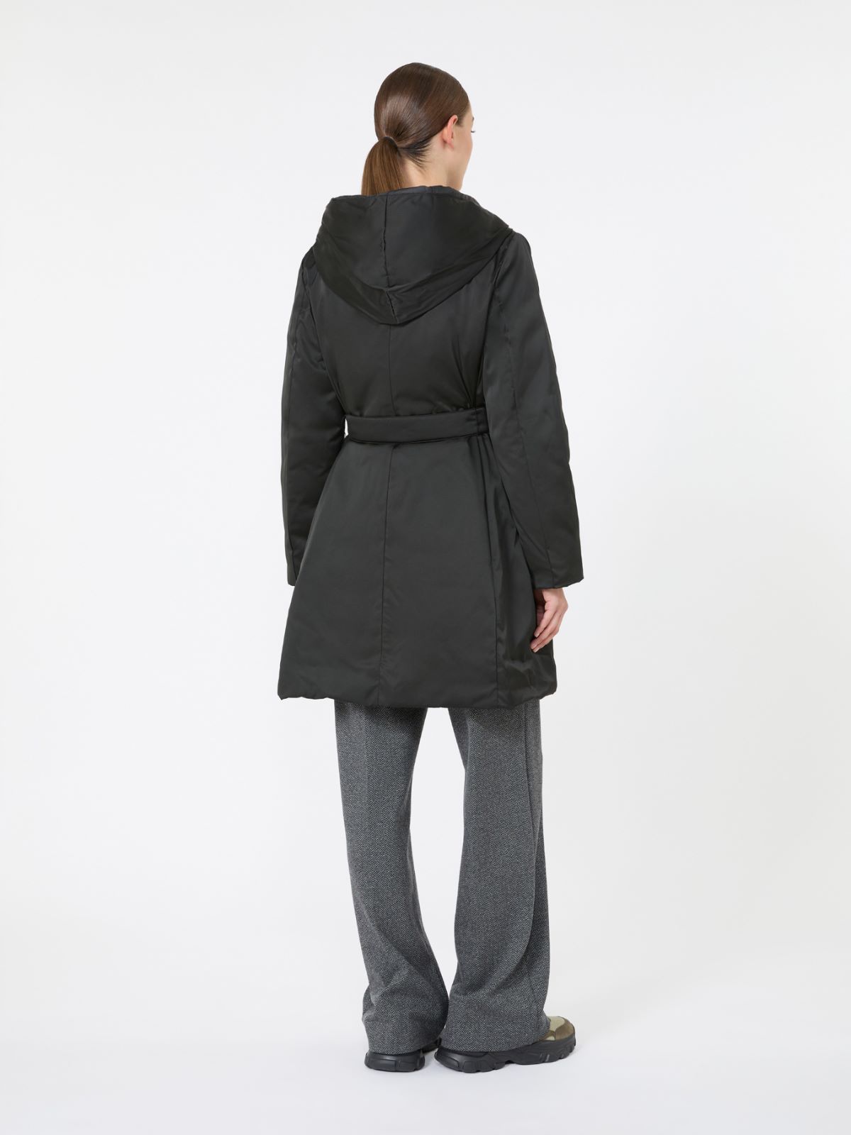 Reversible down jacket in water-repellent taffeta - Weekend Max Mara - 3