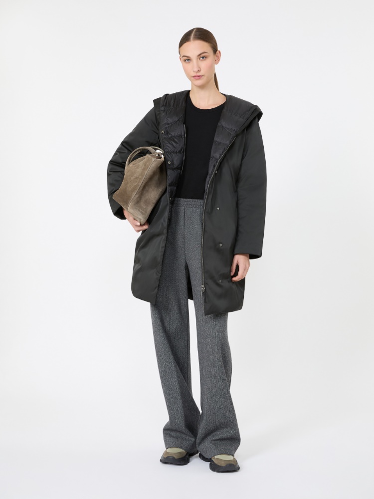 Reversible down jacket in water-repellent taffeta - Weekend Max Mara