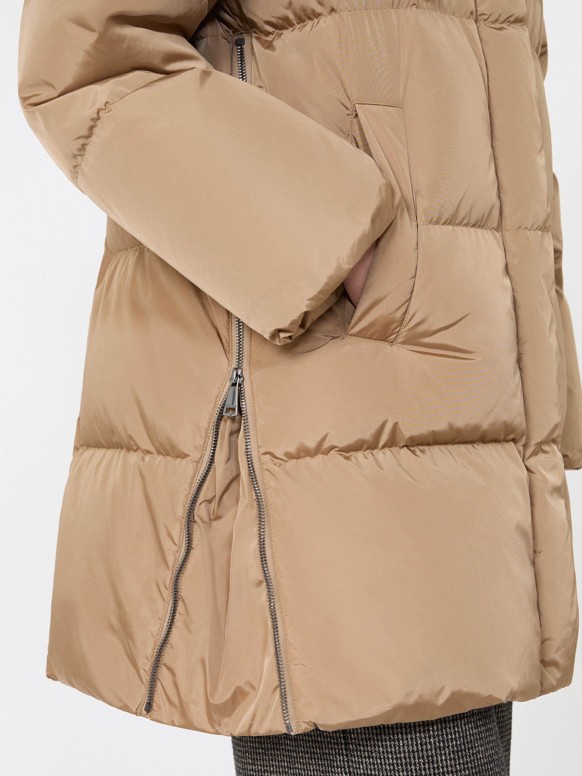Midi parka in water-repellent taffeta - Weekend Max Mara - 4