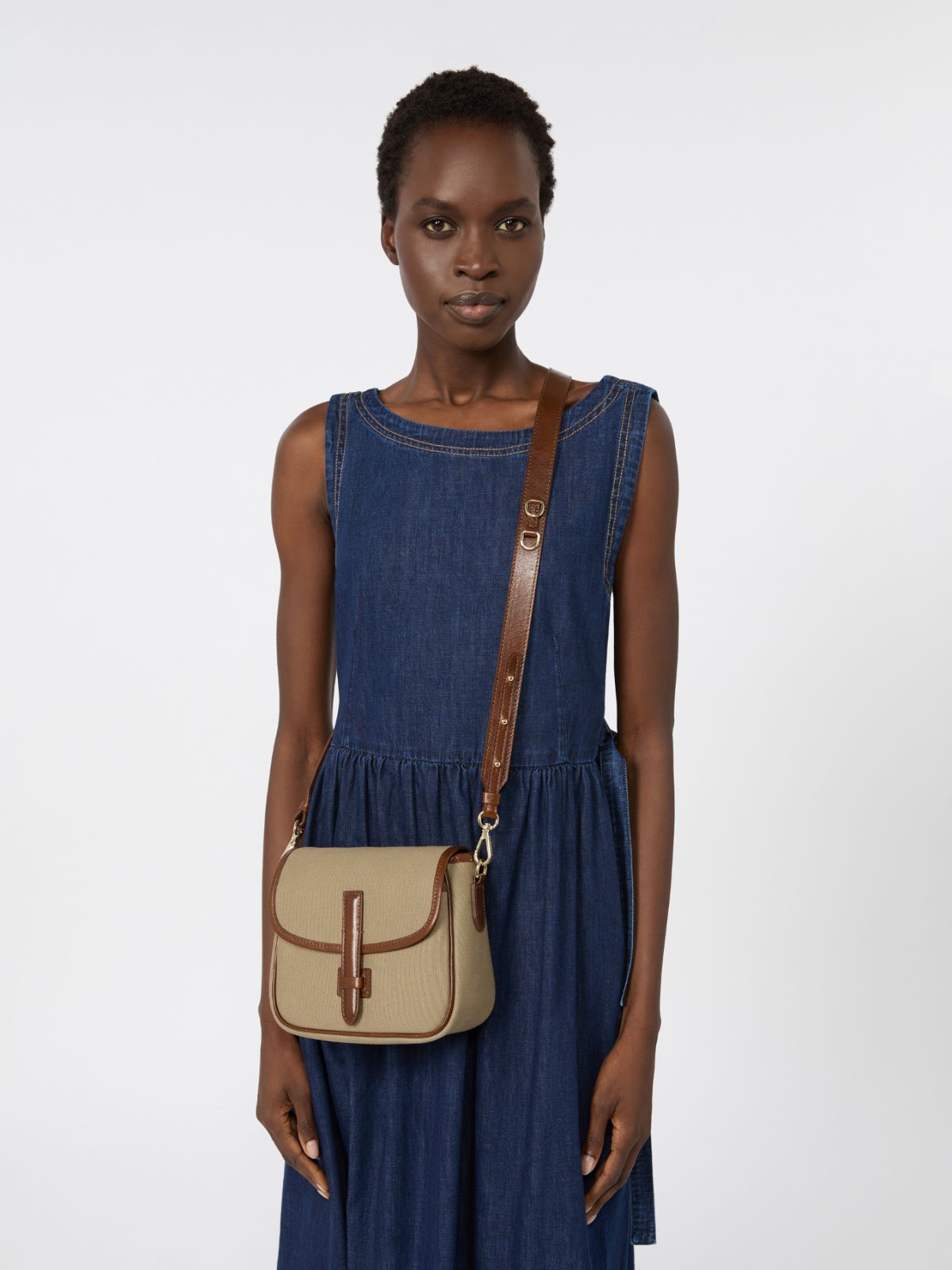 Borsa a tracolla piccola in canvas e pelle - Weekend Max Mara - 8