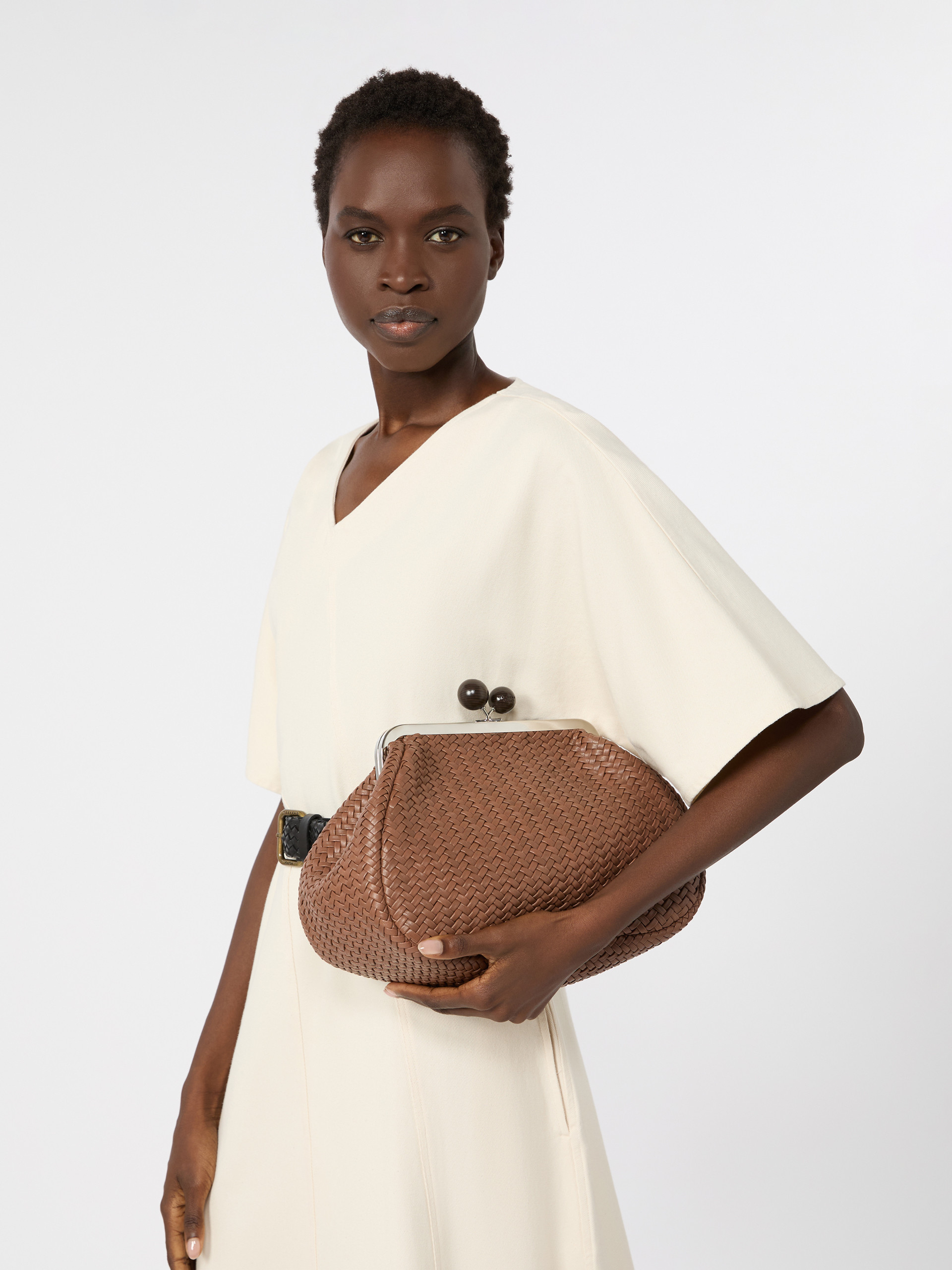 Medium Pasticcino Bag in woven leather - Weekend Max Mara - 7