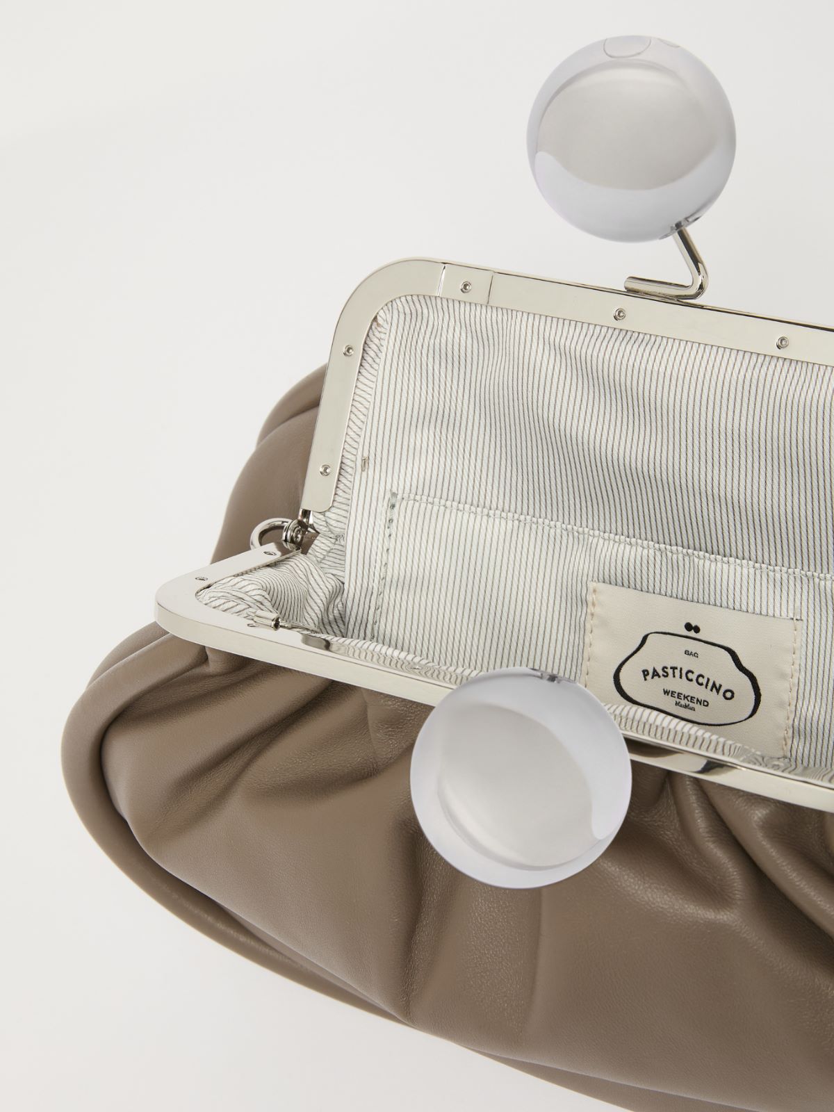Medium Pasticcino Bag in glossy nappa leather - MUD - Weekend Max Mara - 6