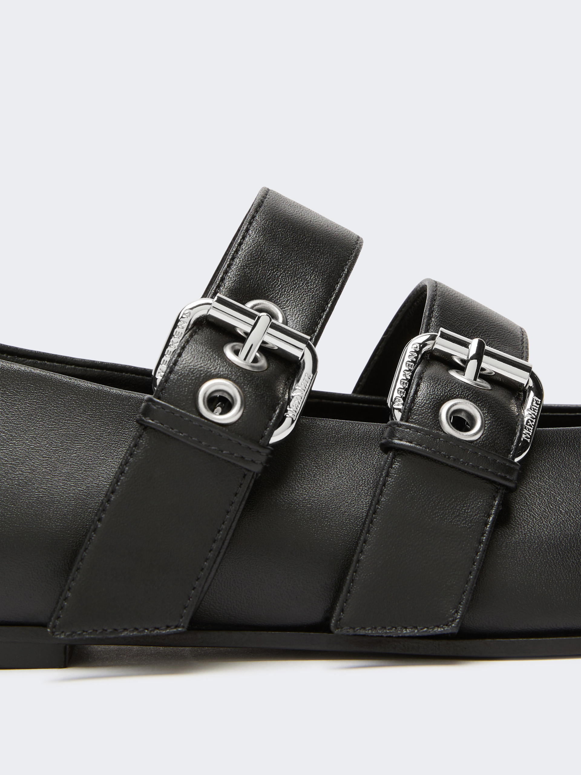 Leather ballerinas with buckles - Weekend Max Mara - 5
