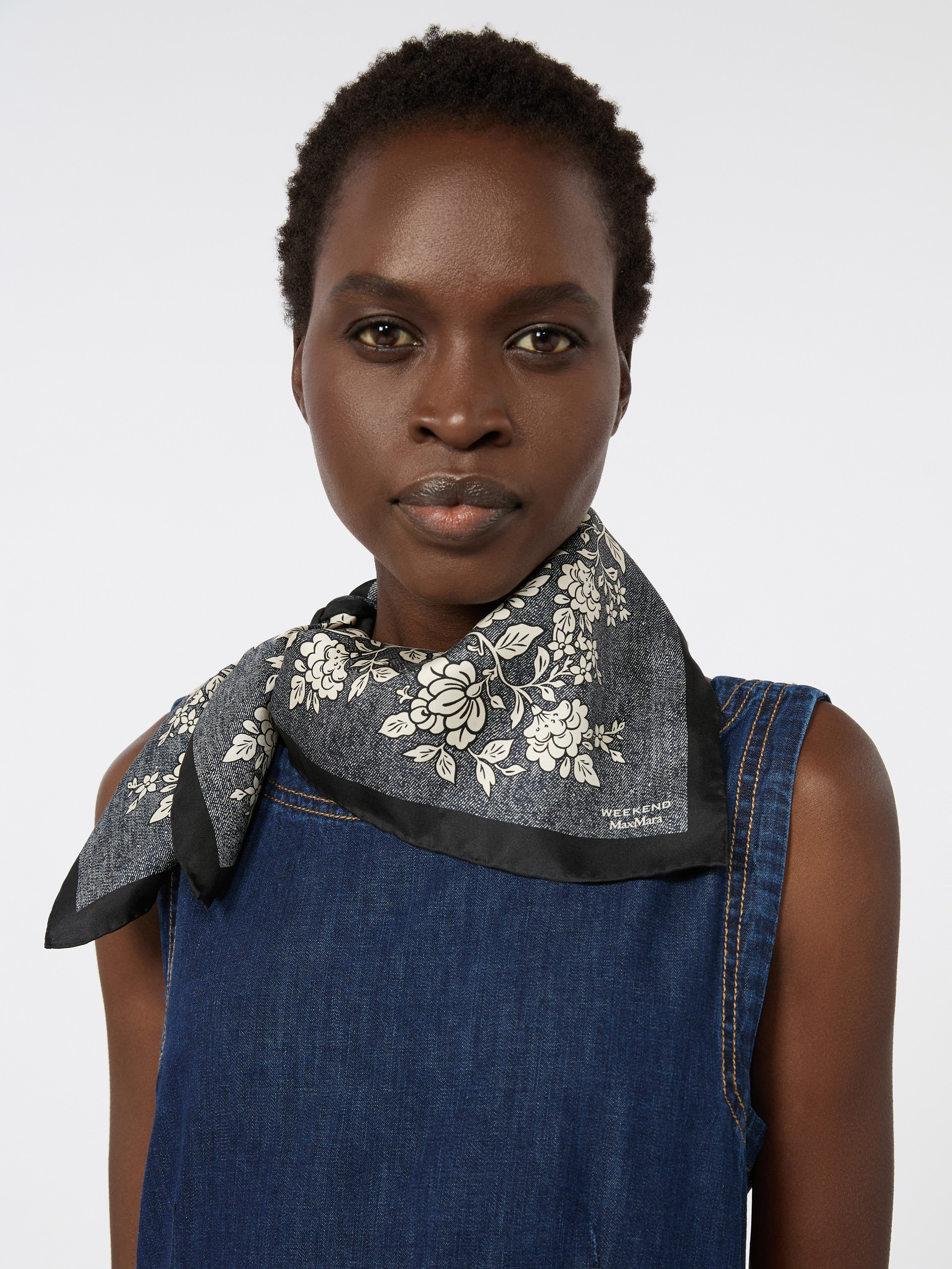 Printed silk twill scarf - MIDNIGHTBLUE - Weekend Max Mara - 5