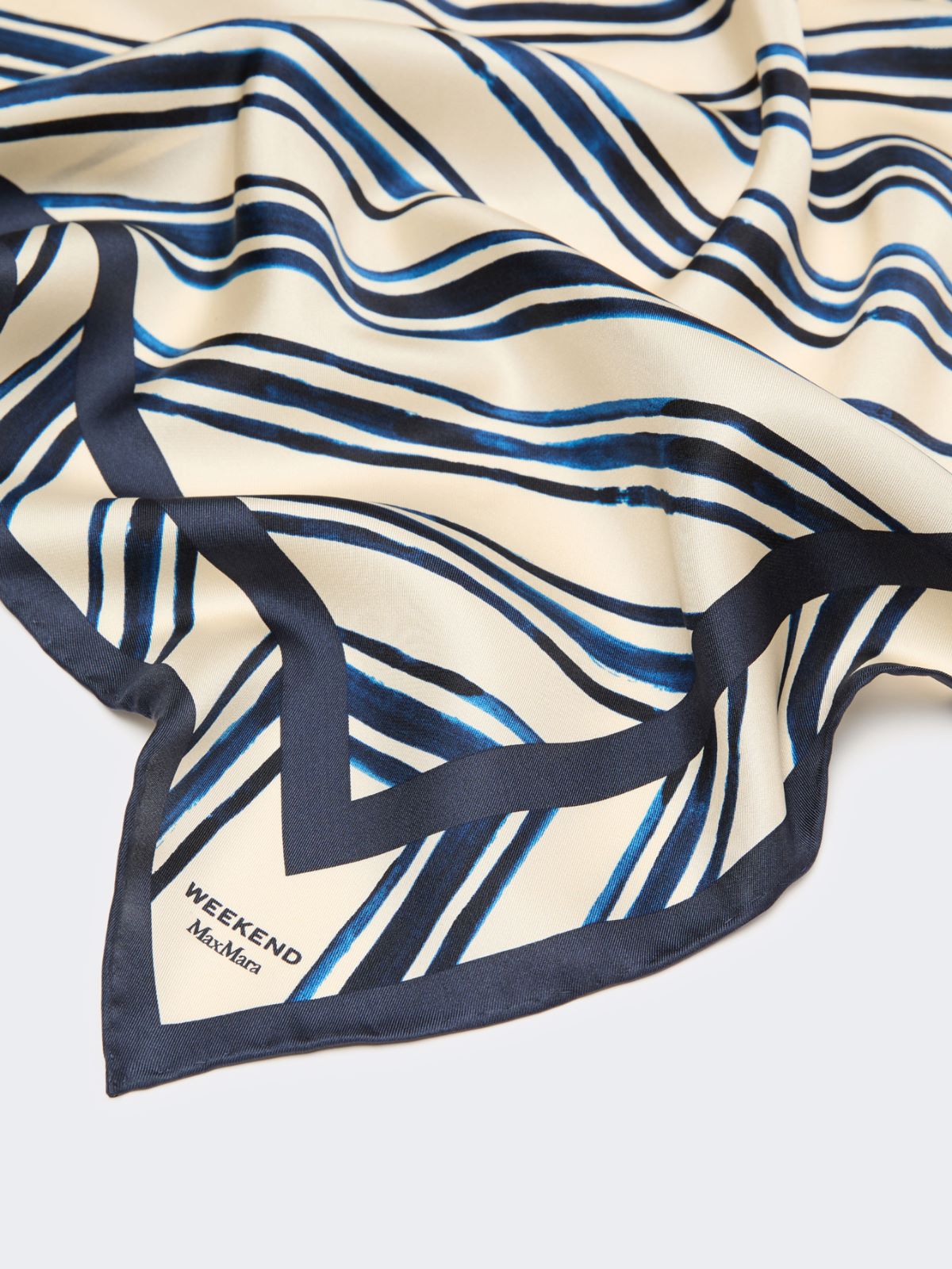 Foulard in twill di seta stampata - Weekend Max Mara - 3