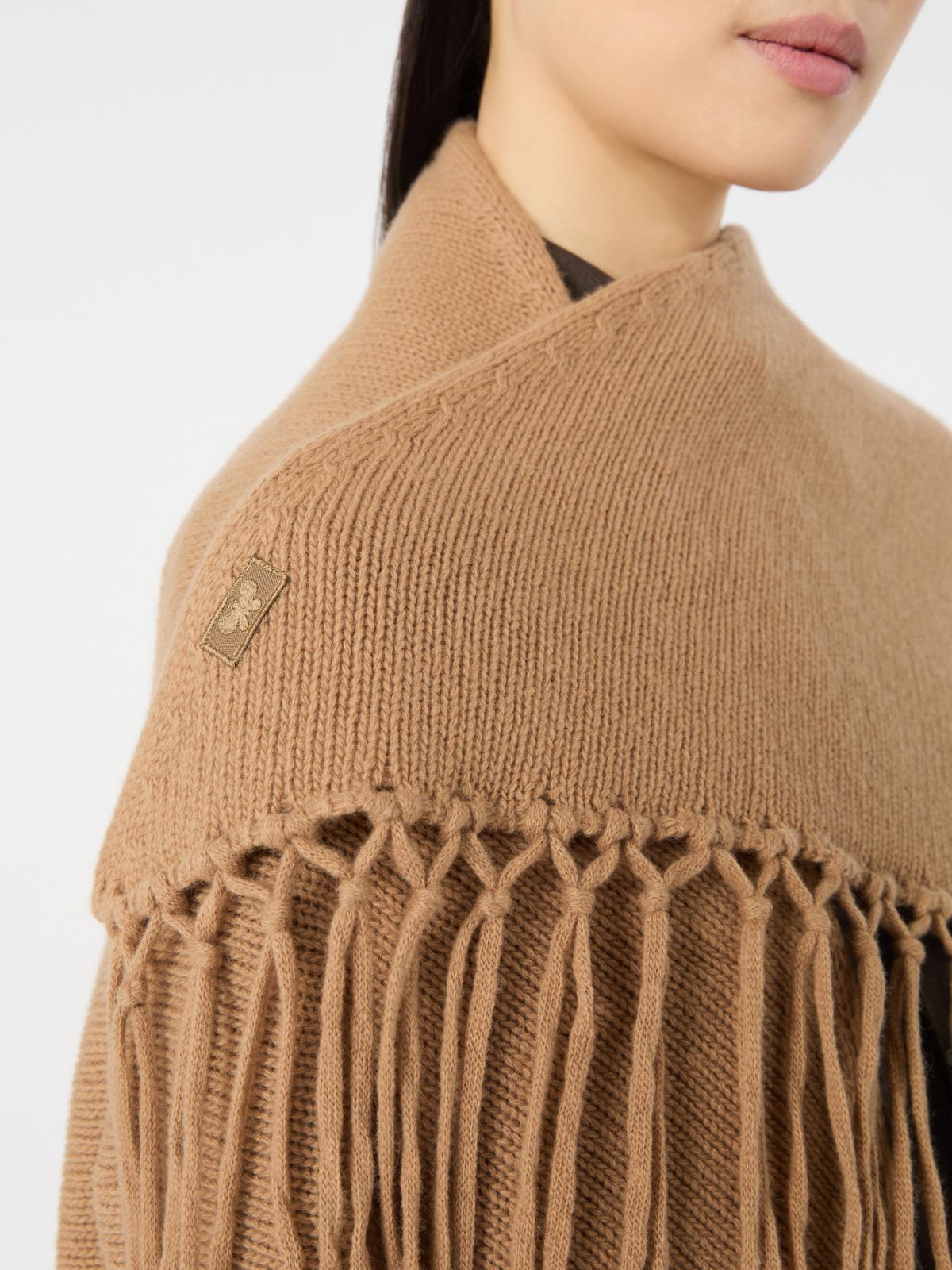 Fringed wool shawl - Weekend Max Mara - 4