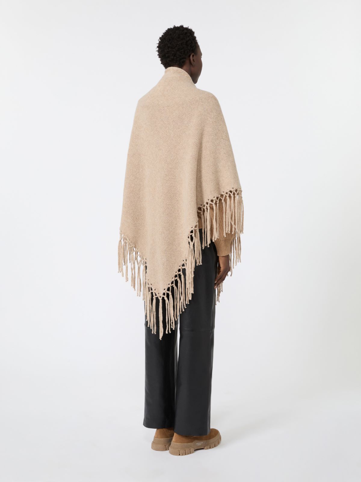Fringed wool shawl - Weekend Max Mara - 3