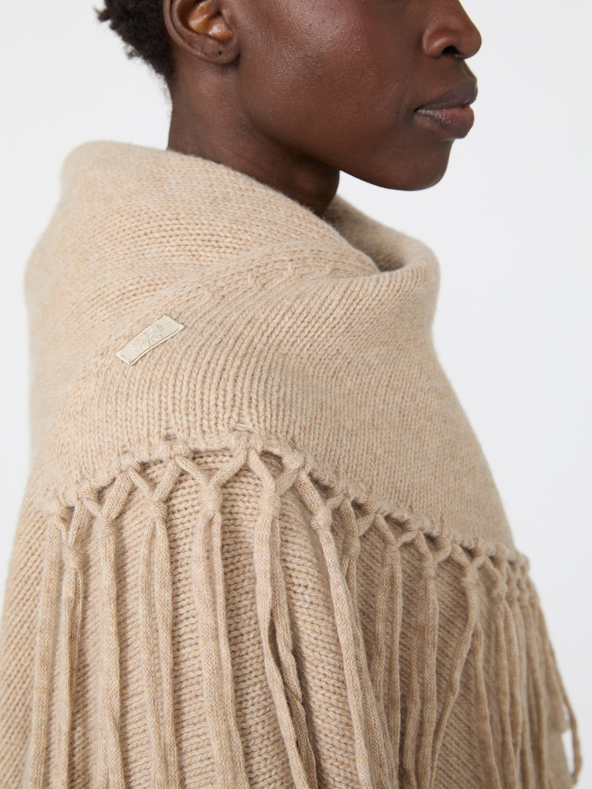Fringed wool shawl - Weekend Max Mara - 4